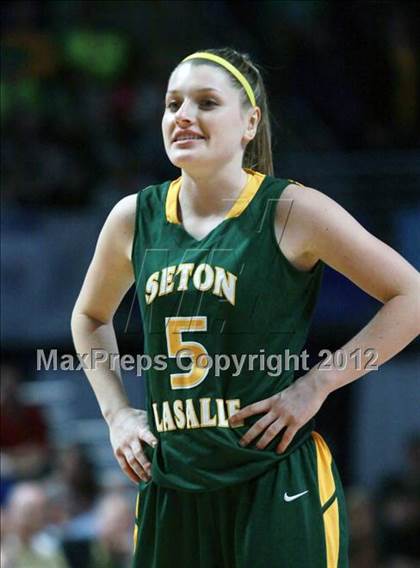 Thumbnail 1 in York Catholic vs. Seton LaSalle (PIAA AAA Final) photogallery.