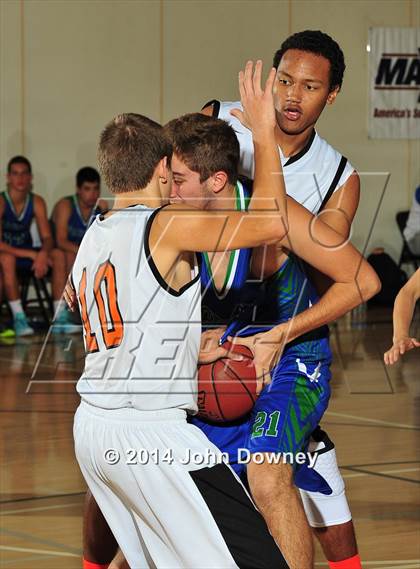 Thumbnail 2 in Pacifica Christian vs California School for the Deaf (MaxPreps Holiday Classic) photogallery.