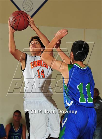 Thumbnail 1 in Pacifica Christian vs California School for the Deaf (MaxPreps Holiday Classic) photogallery.