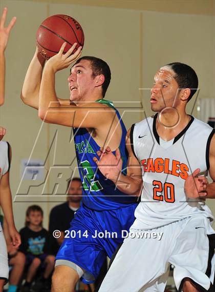 Thumbnail 1 in Pacifica Christian vs California School for the Deaf (MaxPreps Holiday Classic) photogallery.