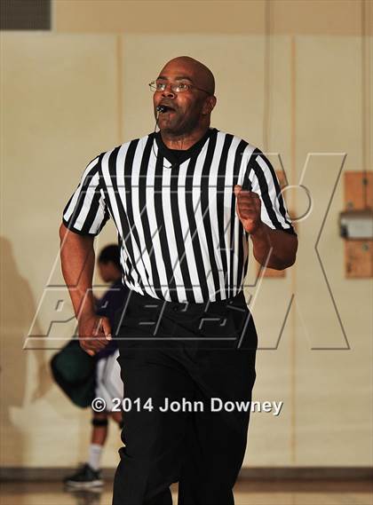 Thumbnail 1 in Pacifica Christian vs California School for the Deaf (MaxPreps Holiday Classic) photogallery.