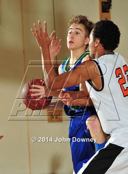 Thumbnail 2 in Pacifica Christian vs California School for the Deaf (MaxPreps Holiday Classic) photogallery.
