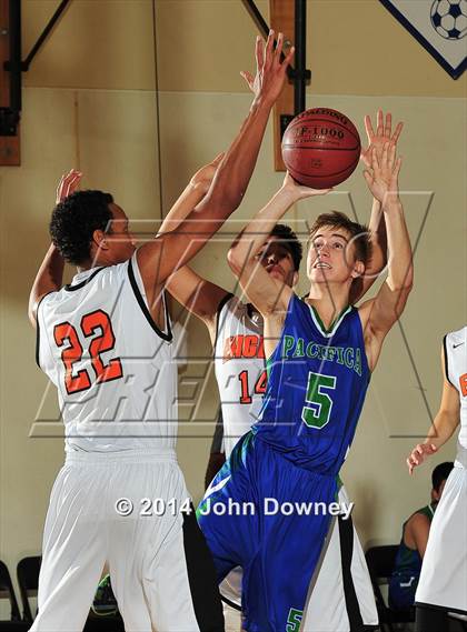 Thumbnail 1 in Pacifica Christian vs California School for the Deaf (MaxPreps Holiday Classic) photogallery.