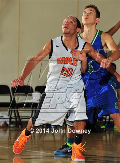 Thumbnail 2 in Pacifica Christian vs California School for the Deaf (MaxPreps Holiday Classic) photogallery.