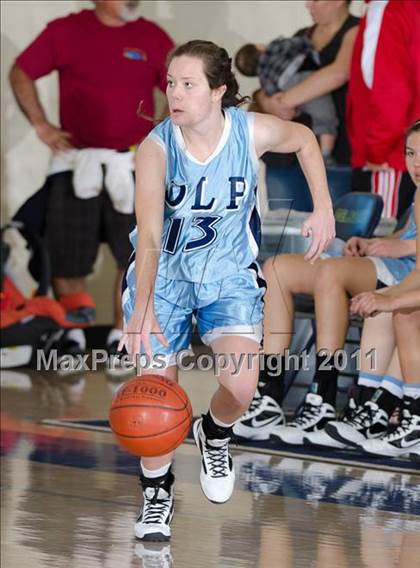 Thumbnail 3 in Tesoro vs Vista (So Cal Holiday Prep Classic) photogallery.