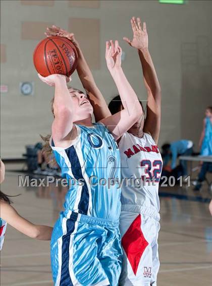 Thumbnail 3 in Tesoro vs Vista (So Cal Holiday Prep Classic) photogallery.