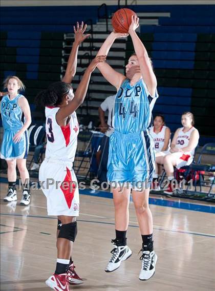 Thumbnail 3 in Tesoro vs Vista (So Cal Holiday Prep Classic) photogallery.