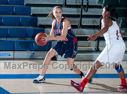 Thumbnail 3 in Tesoro vs Vista (So Cal Holiday Prep Classic) photogallery.