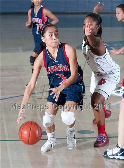 Thumbnail 1 in Tesoro vs Vista (So Cal Holiday Prep Classic) photogallery.