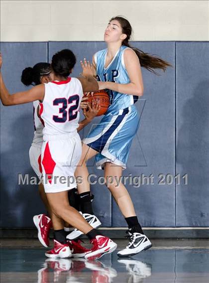 Thumbnail 3 in Tesoro vs Vista (So Cal Holiday Prep Classic) photogallery.