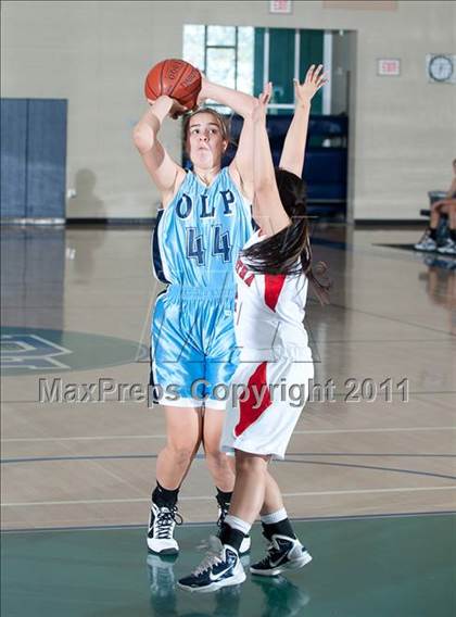 Thumbnail 1 in Tesoro vs Vista (So Cal Holiday Prep Classic) photogallery.
