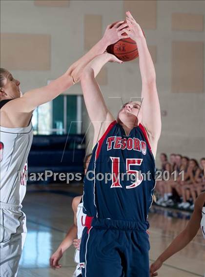 Thumbnail 2 in Tesoro vs Vista (So Cal Holiday Prep Classic) photogallery.