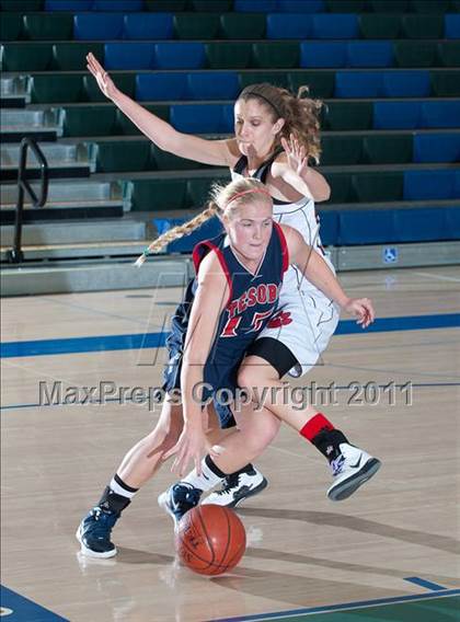 Thumbnail 1 in Tesoro vs Vista (So Cal Holiday Prep Classic) photogallery.