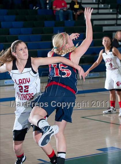 Thumbnail 2 in Tesoro vs Vista (So Cal Holiday Prep Classic) photogallery.