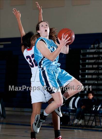 Thumbnail 3 in Tesoro vs Vista (So Cal Holiday Prep Classic) photogallery.