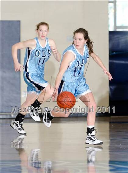 Thumbnail 3 in Tesoro vs Vista (So Cal Holiday Prep Classic) photogallery.