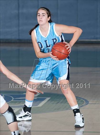 Thumbnail 1 in Tesoro vs Vista (So Cal Holiday Prep Classic) photogallery.