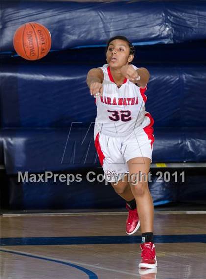 Thumbnail 1 in Tesoro vs Vista (So Cal Holiday Prep Classic) photogallery.