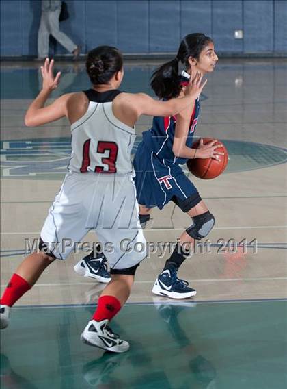 Thumbnail 3 in Tesoro vs Vista (So Cal Holiday Prep Classic) photogallery.