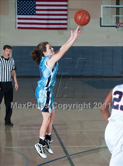 Thumbnail 2 in Tesoro vs Vista (So Cal Holiday Prep Classic) photogallery.