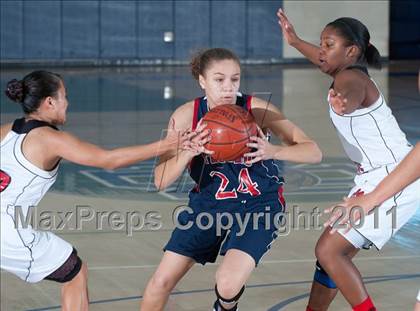 Thumbnail 2 in Tesoro vs Vista (So Cal Holiday Prep Classic) photogallery.