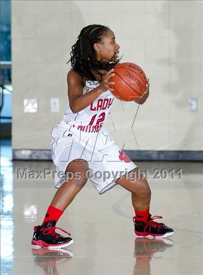Thumbnail 2 in Tesoro vs Vista (So Cal Holiday Prep Classic) photogallery.