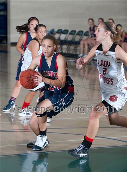 Thumbnail 3 in Tesoro vs Vista (So Cal Holiday Prep Classic) photogallery.