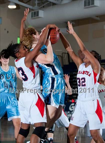 Thumbnail 2 in Tesoro vs Vista (So Cal Holiday Prep Classic) photogallery.