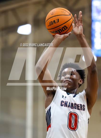 Thumbnail 1 in Lincoln Charter @ Providence Day photogallery.