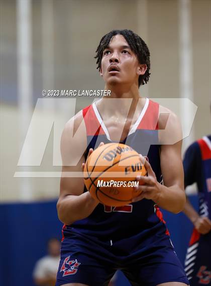 Thumbnail 3 in Lincoln Charter @ Providence Day photogallery.
