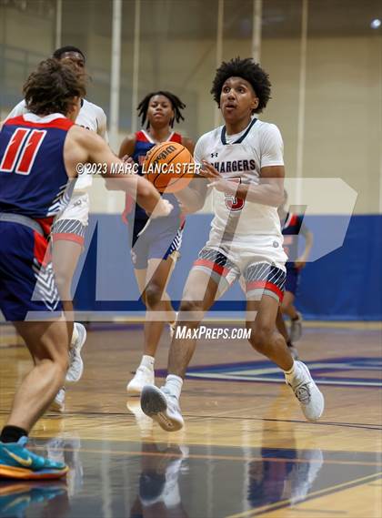 Thumbnail 3 in Lincoln Charter @ Providence Day photogallery.