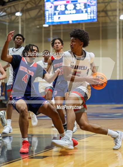 Thumbnail 2 in Lincoln Charter @ Providence Day photogallery.