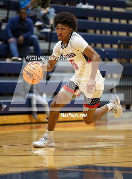 Thumbnail 1 in Lincoln Charter @ Providence Day photogallery.