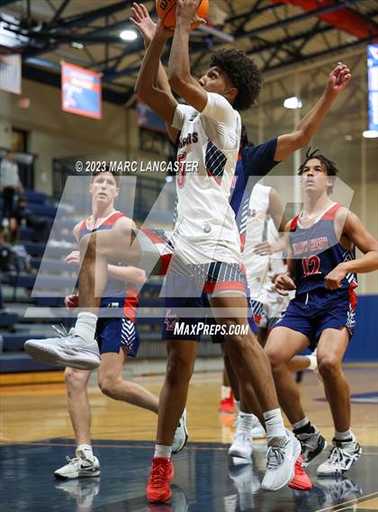 Thumbnail 1 in Lincoln Charter @ Providence Day photogallery.