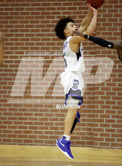 Thumbnail 3 in Waxahachie vs Mansfield Summit photogallery.
