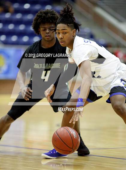 Thumbnail 2 in Waxahachie vs Mansfield Summit photogallery.