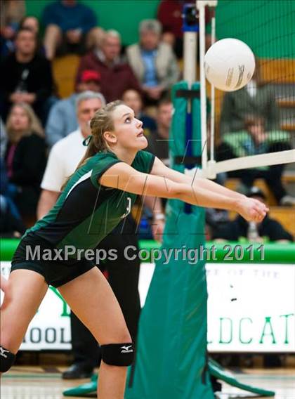 Thumbnail 3 in Northwest Catholic vs. Coventry (CIAC Class S Final) photogallery.