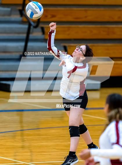 Thumbnail 2 in Bellevue East vs. Buena Vista (Metro Tournament) photogallery.