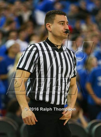 Thumbnail 2 in Jesuit vs. Davis photogallery.