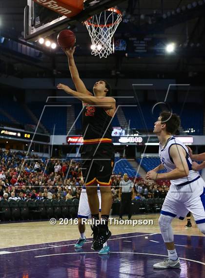 Thumbnail 2 in Jesuit vs. Davis photogallery.