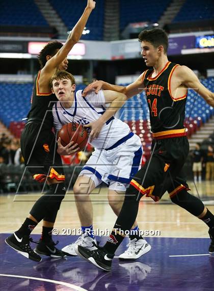 Thumbnail 2 in Jesuit vs. Davis photogallery.