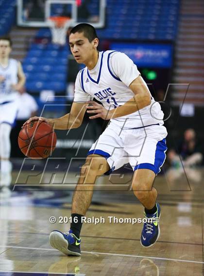 Thumbnail 2 in Jesuit vs. Davis photogallery.