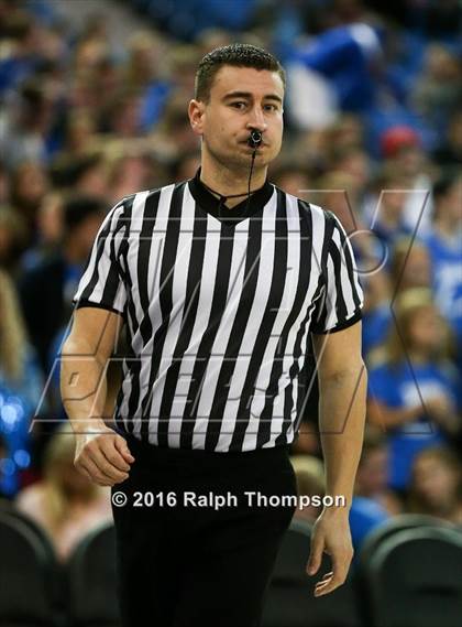 Thumbnail 3 in Jesuit vs. Davis photogallery.