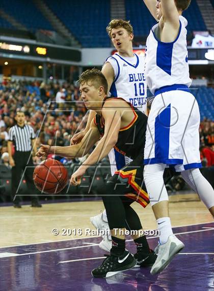Thumbnail 1 in Jesuit vs. Davis photogallery.