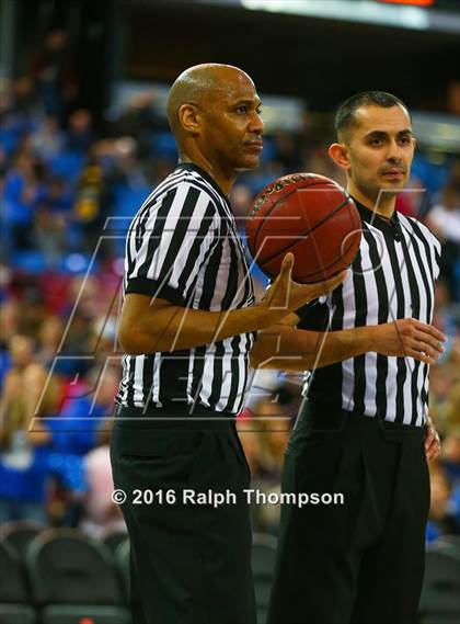 Thumbnail 3 in Jesuit vs. Davis photogallery.