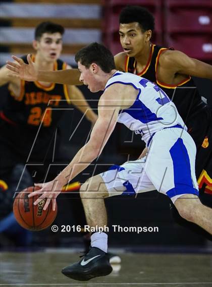 Thumbnail 2 in Jesuit vs. Davis photogallery.