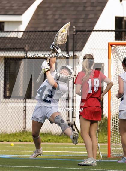 Thumbnail 3 in Greenwich vs. Wilton photogallery.