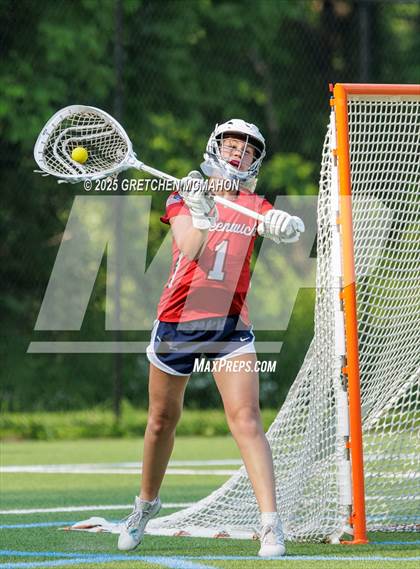 Thumbnail 3 in Greenwich vs. Wilton photogallery.