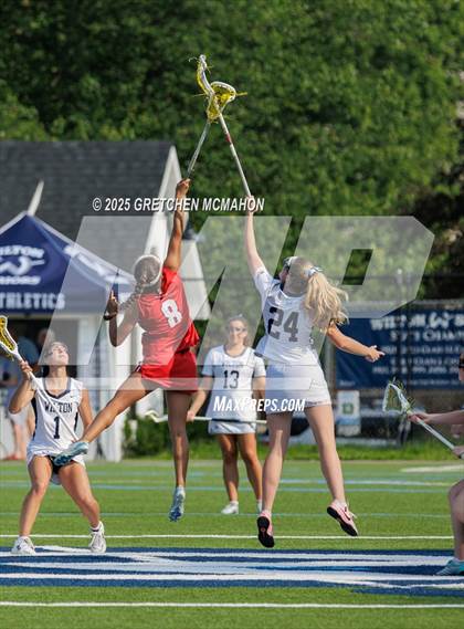 Thumbnail 1 in Greenwich vs. Wilton photogallery.