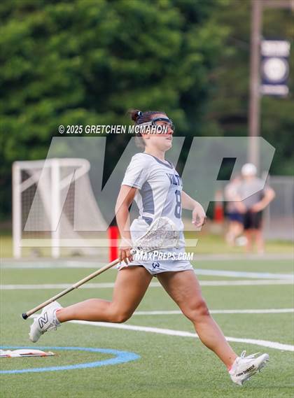 Thumbnail 2 in Greenwich vs. Wilton photogallery.